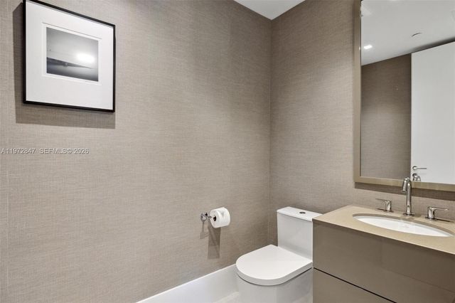 100 S Pointe Dr 3905, Miami Beach, FL 33139