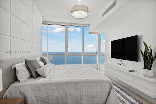 100 S Pointe Dr 3905, Miami Beach, FL 33139