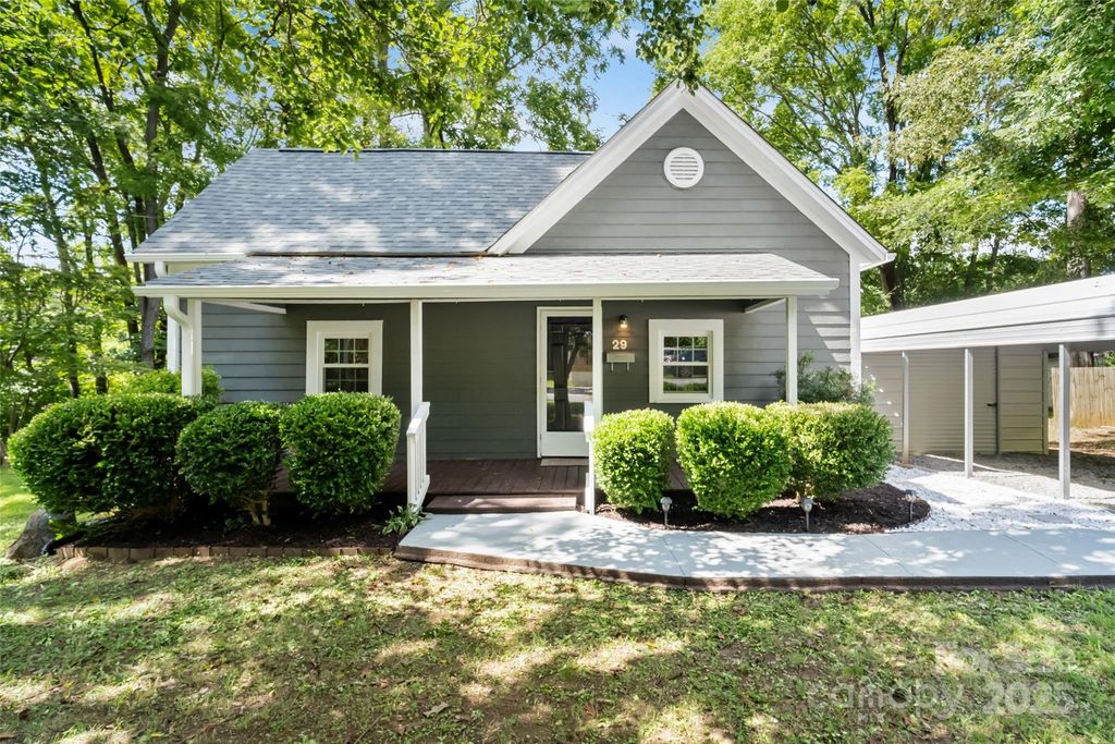 29 Seventh Street, York, SC 29745
