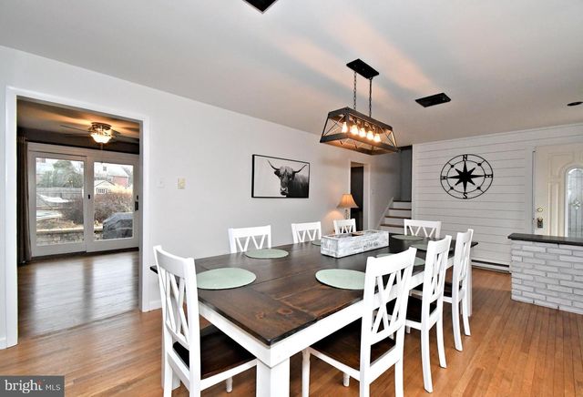 40 DIEHL DR, Gilbertsville, PA 19525