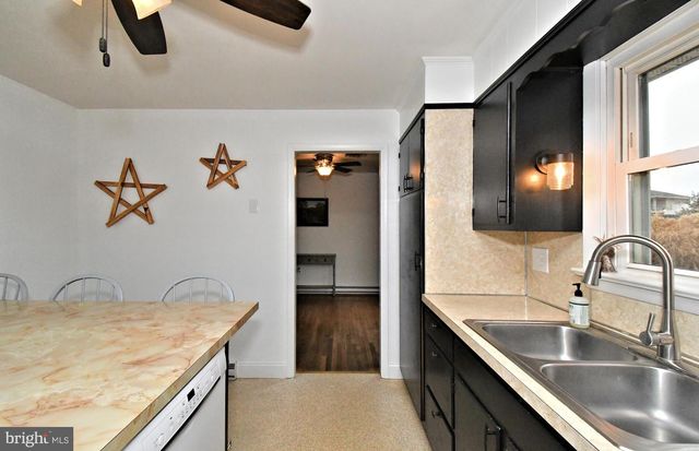 40 DIEHL DR, Gilbertsville, PA 19525