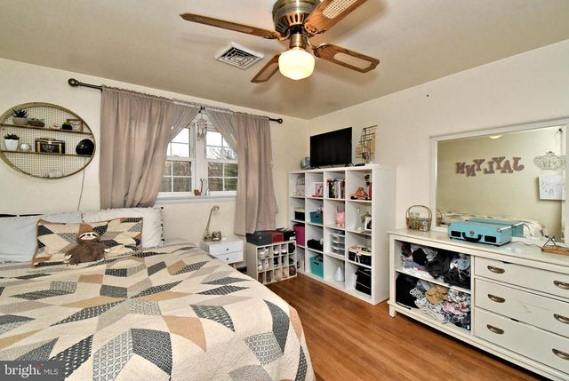 40 DIEHL DR, Gilbertsville, PA 19525