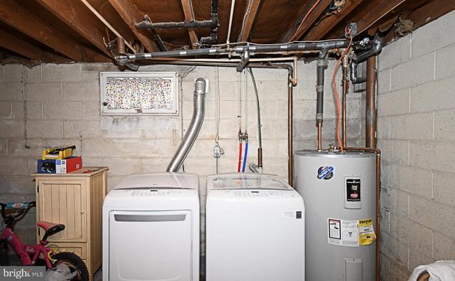 40 DIEHL DR, Gilbertsville, PA 19525