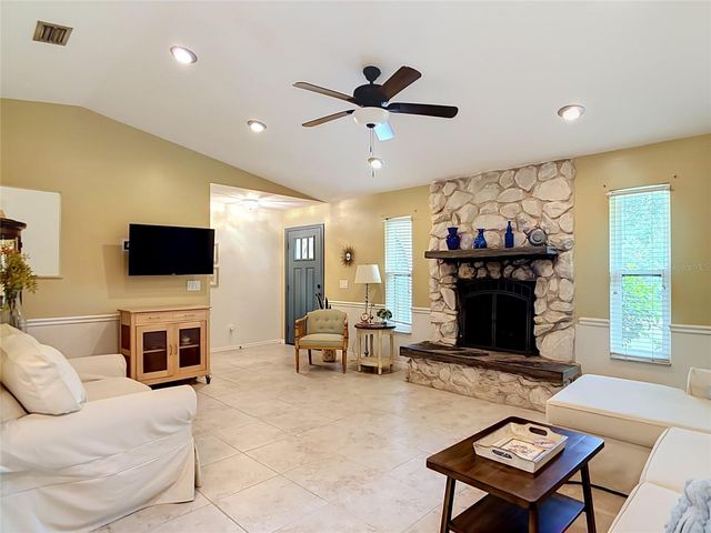 924 PHYLLIS TERRACE, Port Charlotte, FL 33948