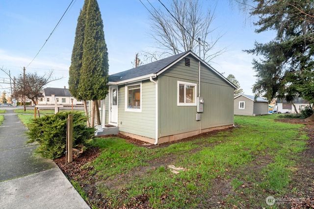 107 E Section Street, Mount Vernon, WA 98273