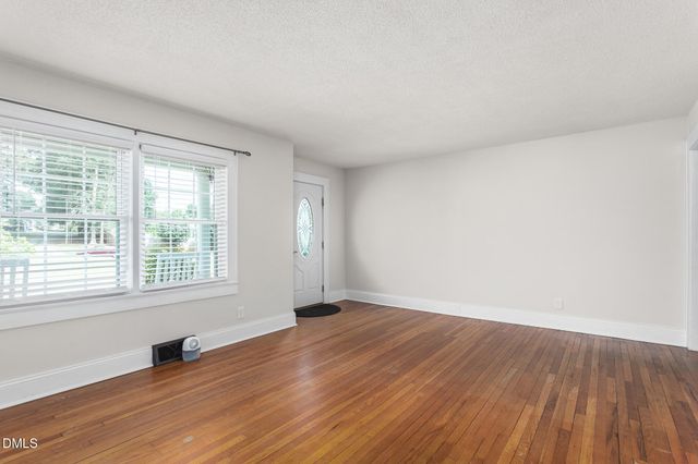 3219 Alamance Road, Burlington, NC 27215