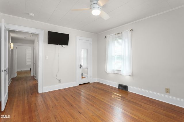 3219 Alamance Road, Burlington, NC 27215