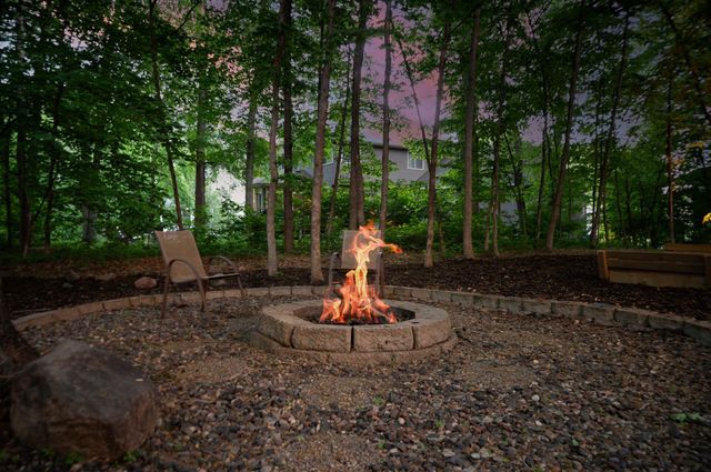 3690 Yuma Lane N, Plymouth, MN 55446