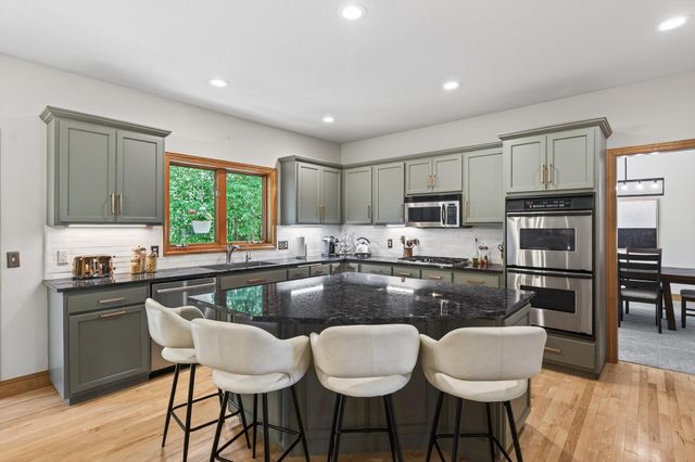 3690 Yuma Lane N, Plymouth, MN 55446