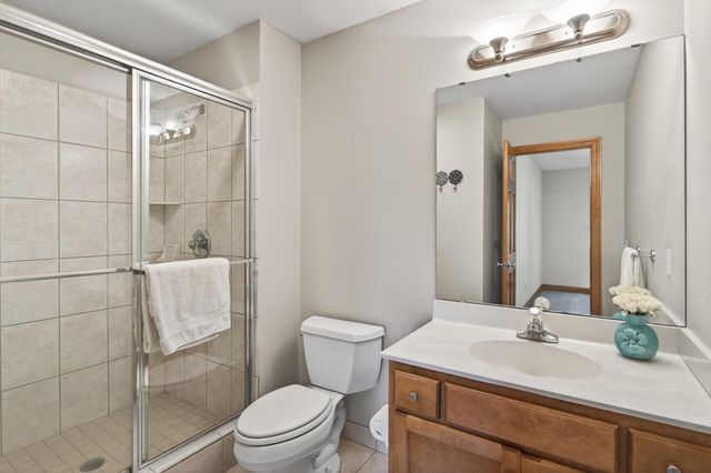 3690 Yuma Lane N, Plymouth, MN 55446