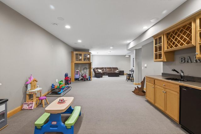 3690 Yuma Lane N, Plymouth, MN 55446