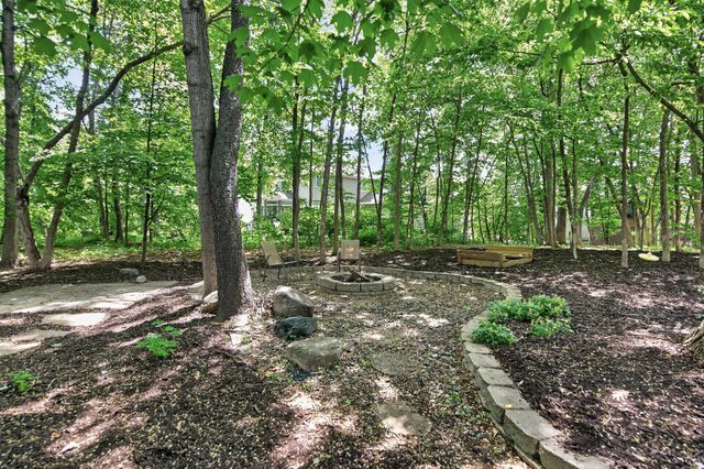 3690 Yuma Lane N, Plymouth, MN 55446