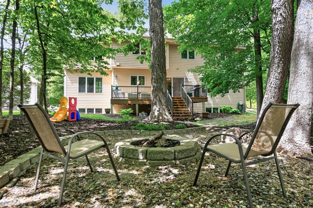 3690 Yuma Lane N, Plymouth, MN 55446
