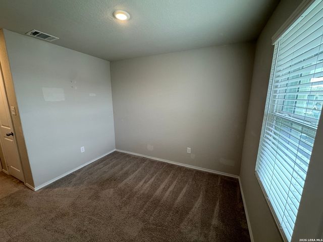 9926 Hazy Bnd Unit 104, San Antonio, TX 78233