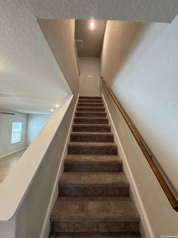 9926 Hazy Bnd Unit 104, San Antonio, TX 78233