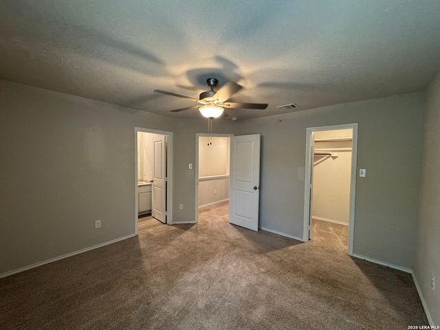 9926 Hazy Bnd Unit 104, San Antonio, TX 78233