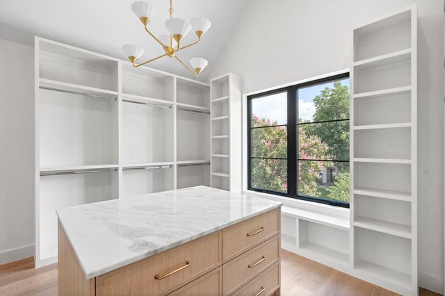 6211 Llano Avenue, Dallas, TX 75214