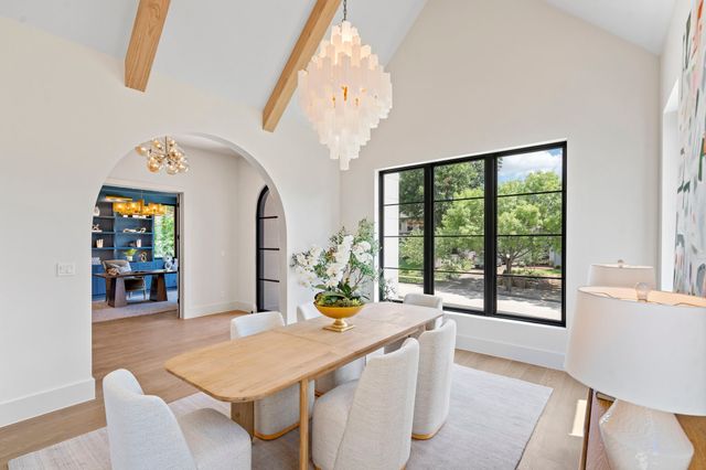 6211 Llano Avenue, Dallas, TX 75214