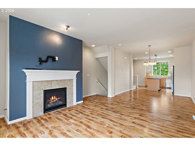 29087 Sw COSTA Cir W, Wilsonville, OR 97070