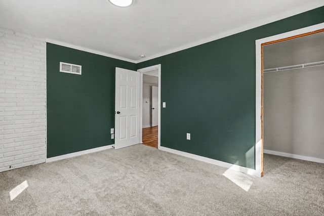 10524 Kimbro Avenue S, Cottage Grove, MN 55016