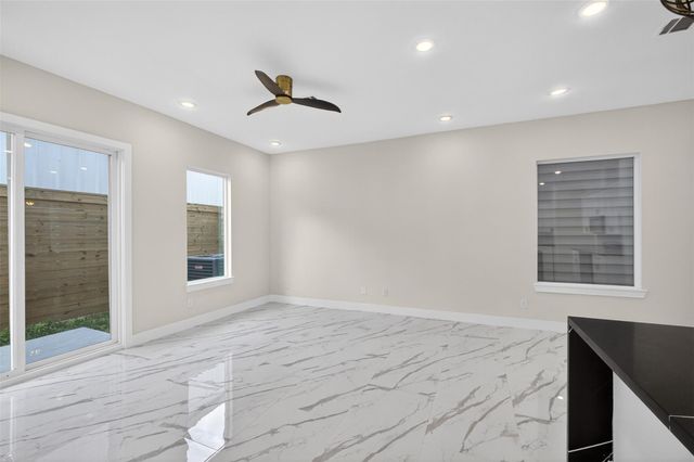 5906 Saint Augustine Street F, Houston, TX 77021