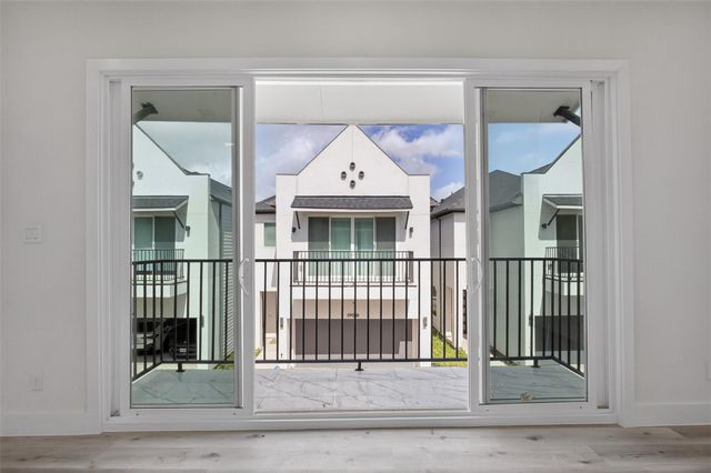 5906 Saint Augustine Street F, Houston, TX 77021