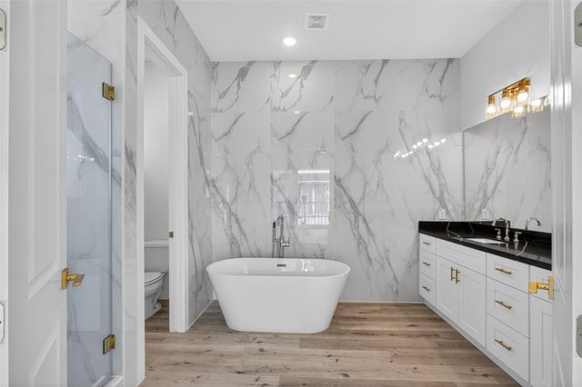 5906 Saint Augustine Street F, Houston, TX 77021