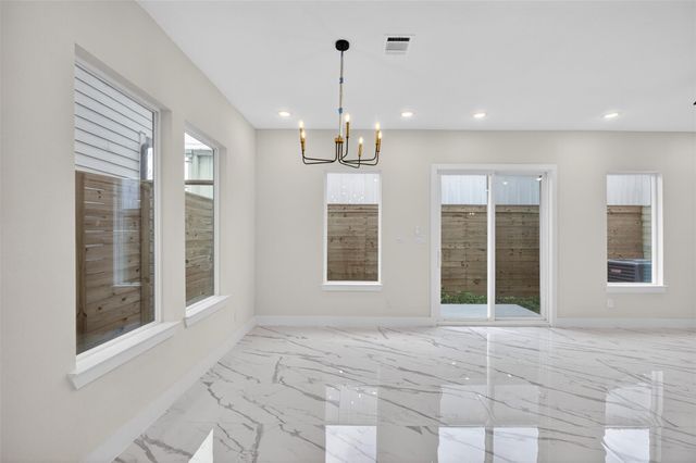 5906 Saint Augustine Street F, Houston, TX 77021