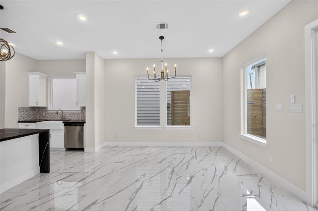5906 Saint Augustine Street F, Houston, TX 77021