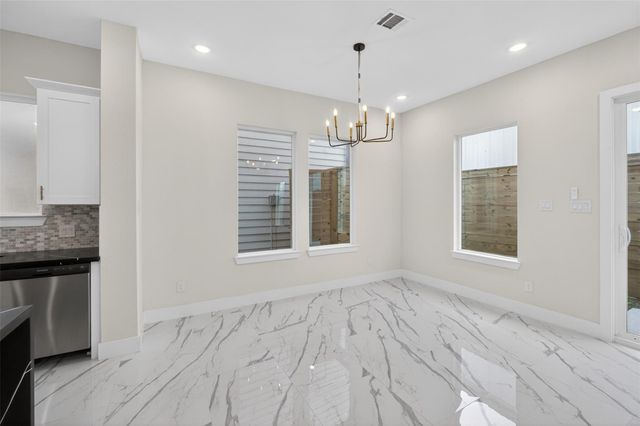 5906 Saint Augustine Street F, Houston, TX 77021