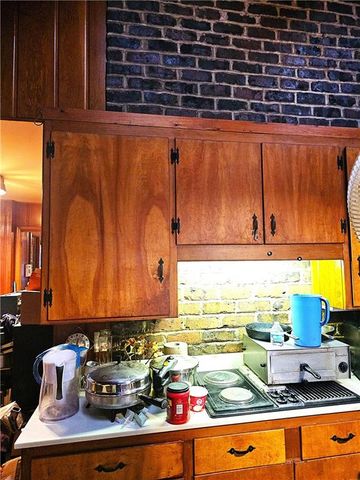 6319 Robin Hood Drive, Shawnee, KS 66203