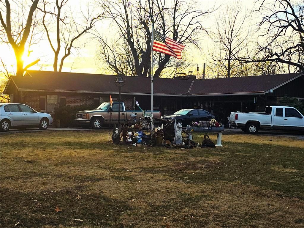 6319 Robin Hood Drive, Shawnee, KS 66203