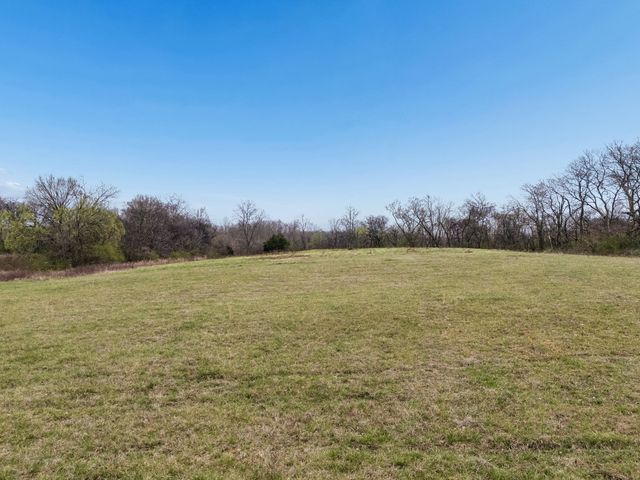 4094 Akin Ridge Rd, Williamsport, TN 38487