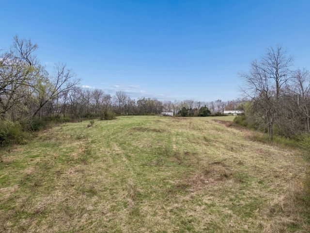 4094 Akin Ridge Rd, Williamsport, TN 38487