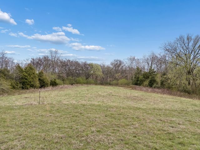 4094 Akin Ridge Rd, Williamsport, TN 38487