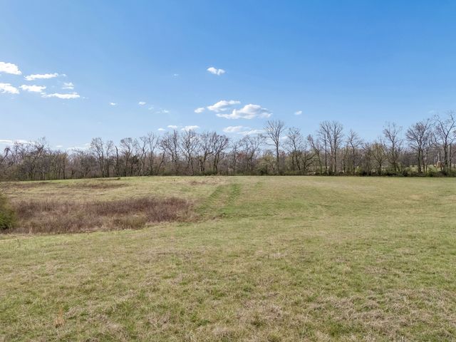 4094 Akin Ridge Rd, Williamsport, TN 38487