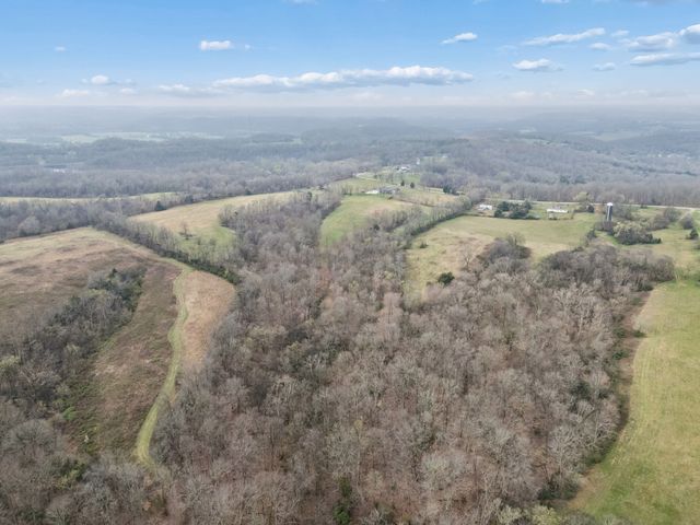 4094 Akin Ridge Rd, Williamsport, TN 38487