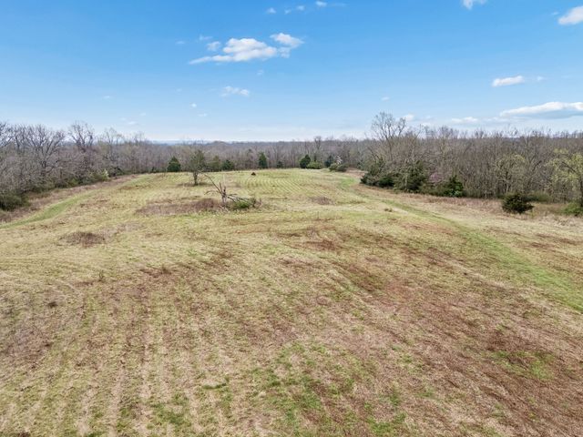 4094 Akin Ridge Rd, Williamsport, TN 38487