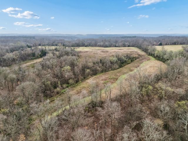 4094 Akin Ridge Rd, Williamsport, TN 38487