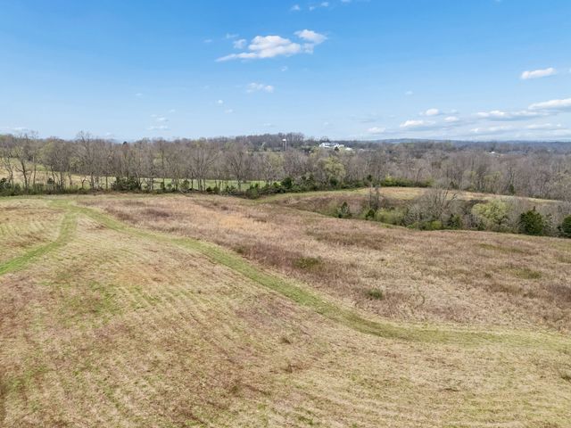 4094 Akin Ridge Rd, Williamsport, TN 38487