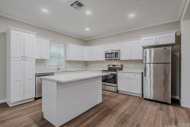 414 Canton, San Antonio, TX 78202