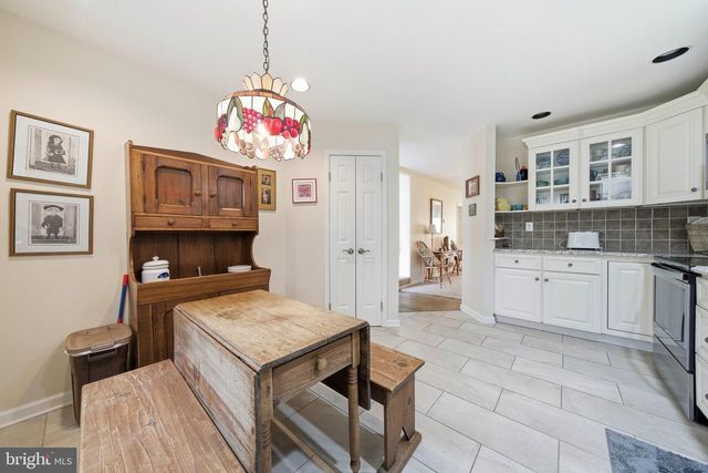 1833 PERRIN CT, Ambler, PA 19002