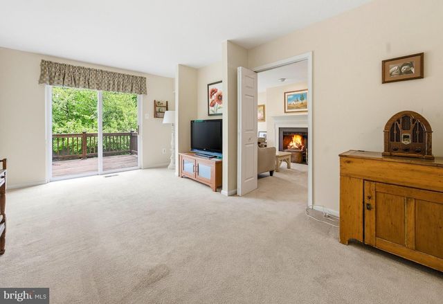 1833 PERRIN CT, Ambler, PA 19002