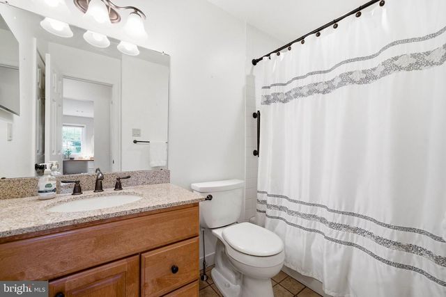 1833 PERRIN CT, Ambler, PA 19002