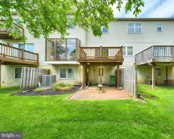 1833 PERRIN CT, Ambler, PA 19002