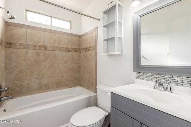 7014 S 17TH Avenue, Phoenix, AZ 85041