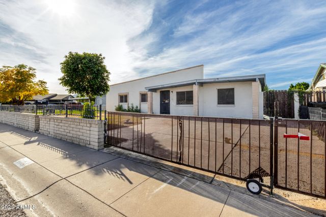 7014 S 17TH Avenue, Phoenix, AZ 85041