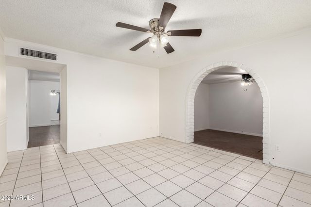 7014 S 17TH Avenue, Phoenix, AZ 85041