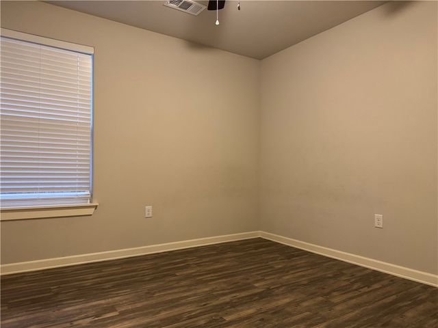 1707 S K Place, Rogers, AR 72756