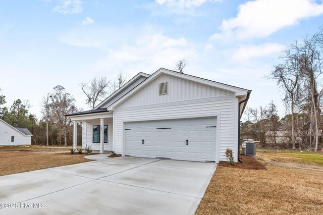 108 Eddie Drive, Burgaw, NC 28425